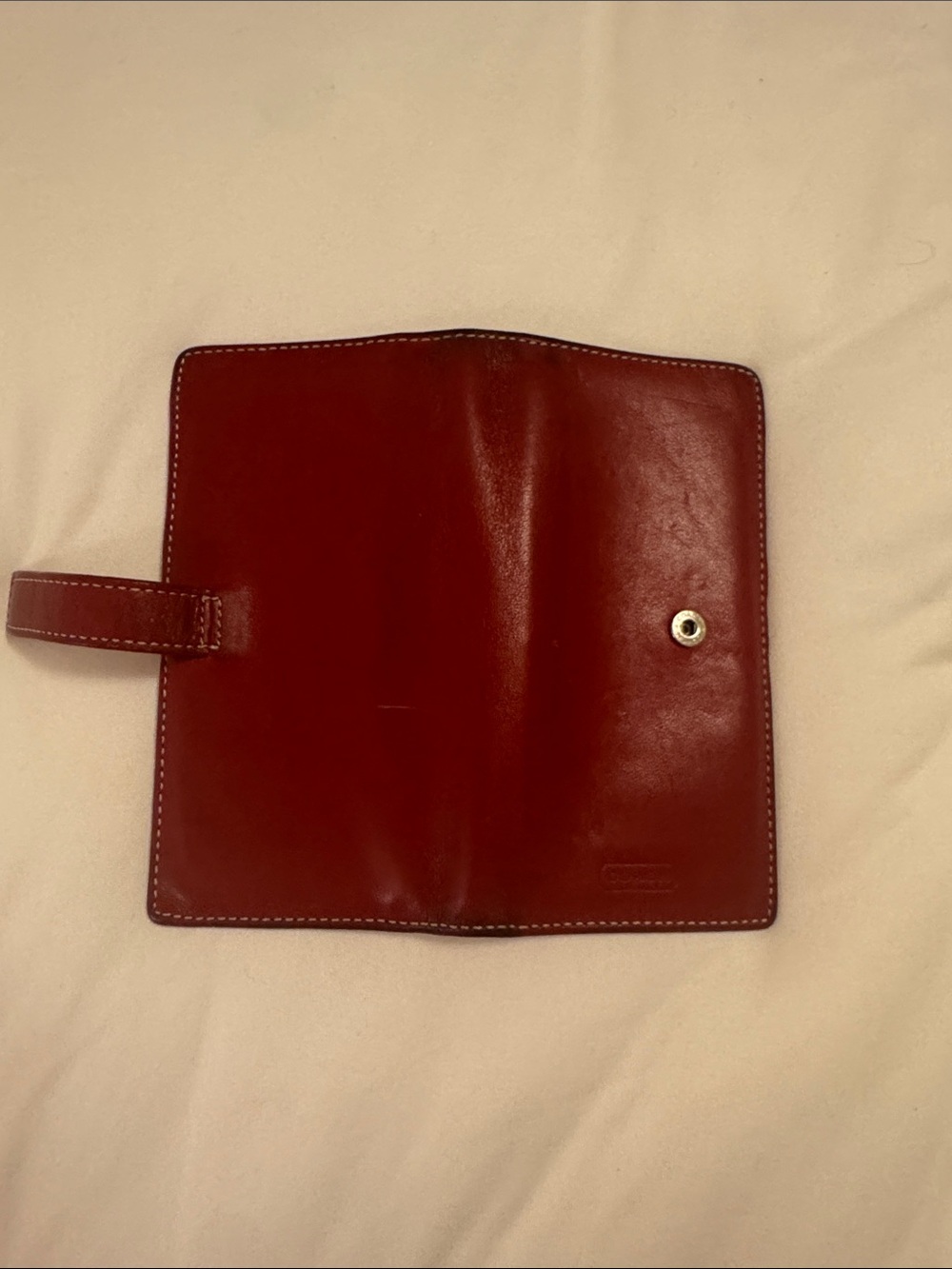 Vintage Coach Red leather bifold - Picture 5 of 7